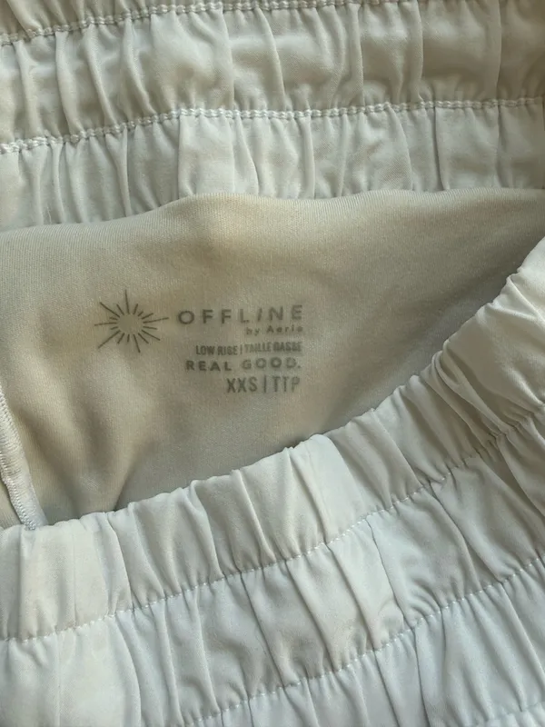 White Shorts OFFLINE by Aerie - Image 3