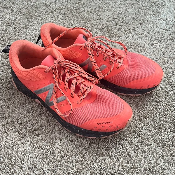 New Balance Women's Sz 7 FuelCore Nitrel V1 Trail Running Shoes - Fiji Pink - Image 6