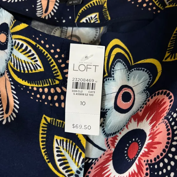 LOFT Floral Wide Leg Crop Pants Navy Blue Pink Yellow Rayon Size 10 NWT - Image 4
