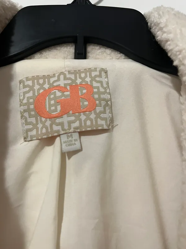 GB Fur Coat - Image 3