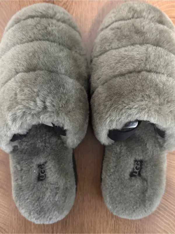 UGG Supper Fluff Slide Sandal in Olive with Black Strap - Image 2