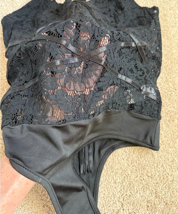 NWOT Missguided Harness Black Lace Cami Bodysuit. Size 2 - Image 11