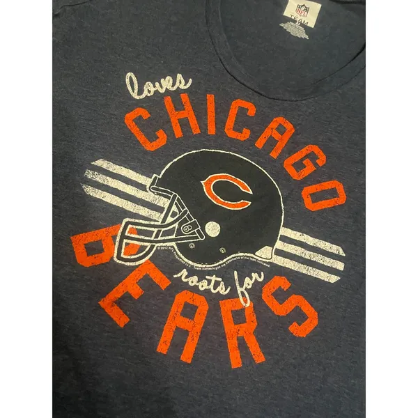 NFL Team Apparel Chicago Bears Short Sleeve Scoop Neck shirt L - Image 3