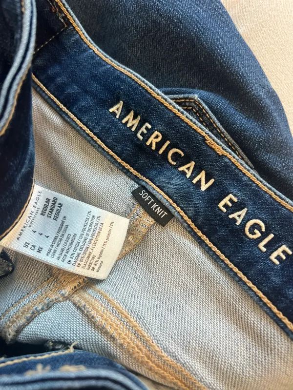 American Eagle Outfitters Ripped Skinnies - Image 3