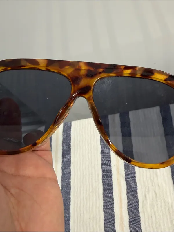 Foster Grant Oversized Tortoise Shell Sunglasses Brown Gradient Lenses UV - Image 7