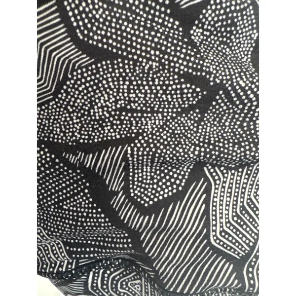 Lululemon Free To‎ Be Wild Sports Bra Black White Geometric Strappy Size 4 - Image 3