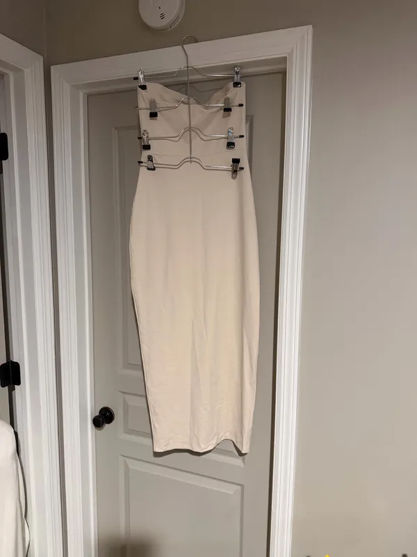 Apricot strapless jersey knit dress - Image 3