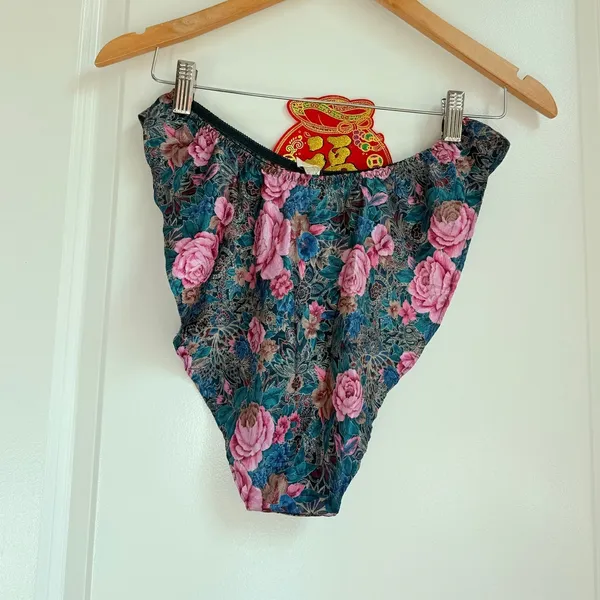 Vintage‎ Victoria Secret Gold Label 2pcs Nightie Undie Satin Floral Sleep Shirt - Image 7