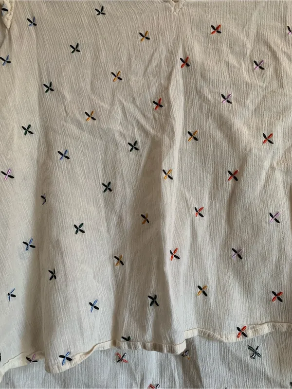 Madewell Cream V-Neck Puff Sleeve Top with Multicolor Cross Stitch Size XS - Image 2