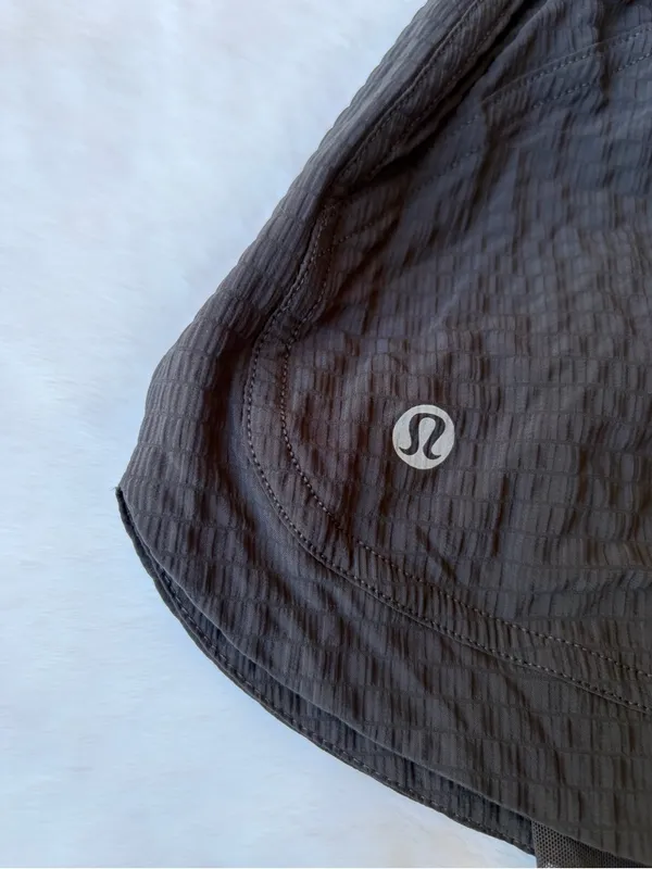 Lululemon Logo Waistband High-Rise Training Short - Image 7