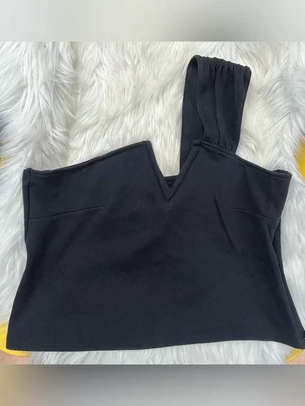 Maeve by Anthropologie Structured Asymmetrical Top size medium women’s - Image 4