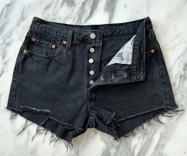 Levi’s 501 Original Fit High Rise Denim Shorts • Sz 29 - Image 4
