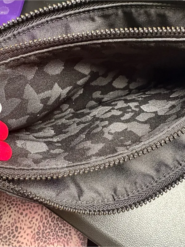 Lululemon Now and Always Pouch - Image 8