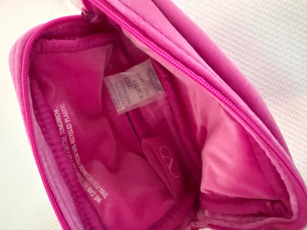 Pink Velvet Wristlet/Cosmetic Bag - Image 4