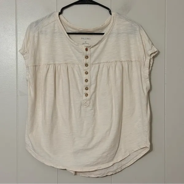 Pilcro Ruched Henley Tee XS Ivory Cream Button Front Cotton Anthropologie Top - Image 2