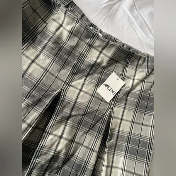 Ardene Black and White Plaid Skirt - Image 2