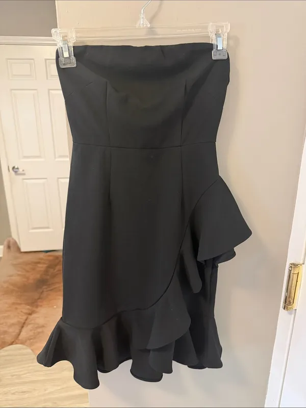 $99 NWT Selfie Leslie X Angel BIBA Black Ruffle Hem Dress – Size XS - Image 2