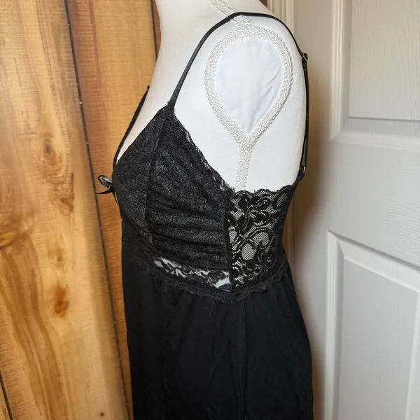 Ababoon Black Lace V-Neck Chemise Slip Dress NWT Medium - Image 6