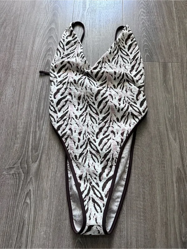 Free People Free-Est Amber Printed‎ One Piece Swimsuit New XL - Image 5