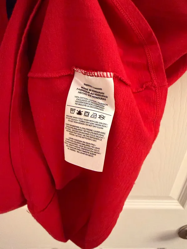 Nike Red The Nike Tee Athletic Cut Graphic T-shirt Small - Image 5