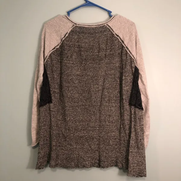 Free people gray oversized sweater! Size small! - Image 5