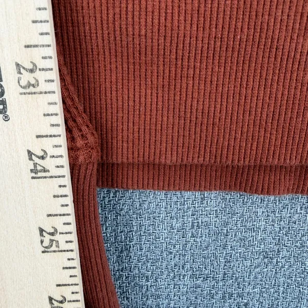 Pact Organic Cotton Waffle Knit Thermal Henley Pullover Top Rust Brown Medium - Image 7