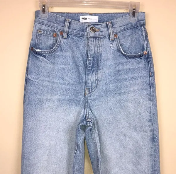 Zara Women’s Distressed Thrashed Raw Hem Light Wash Wide Leg Denim Jeans - Image 2