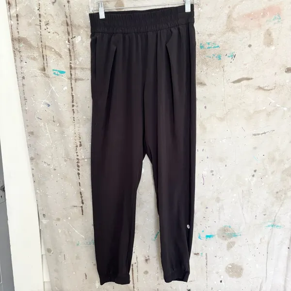 Lululemon Ease Back In High-Rise Pant - Image 2
