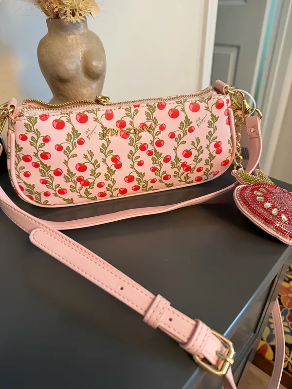 Betsey Johnson Bag - Image 3