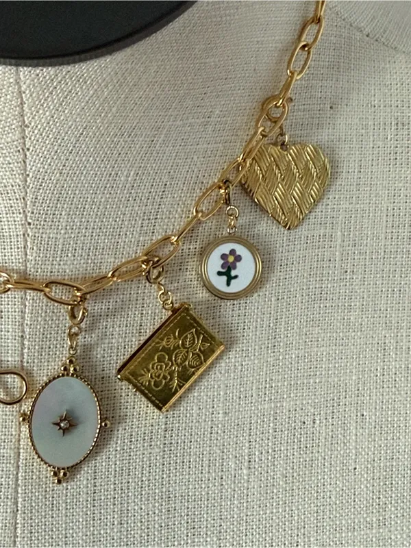 Plunder Gold Charm Necklace Heart, Flower & Enamel Accents fashion jewelry new - Image 3