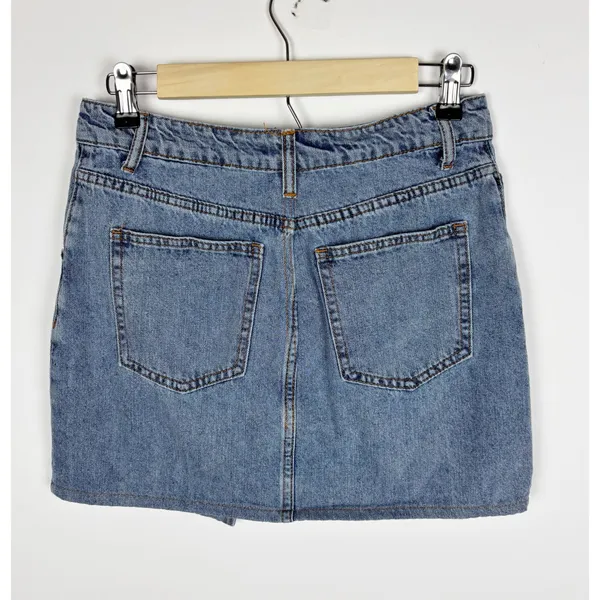 Lioness Denim Mini Jean Skirt Size Medium - Image 2