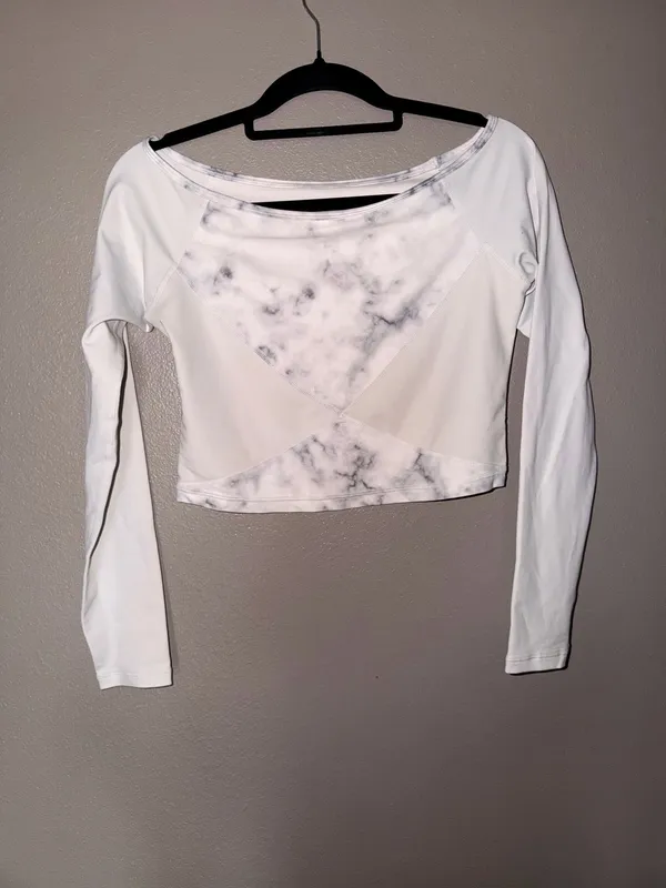 Buffbunny Collection Marble Long Sleeve Crop Top – Size M - Image 2