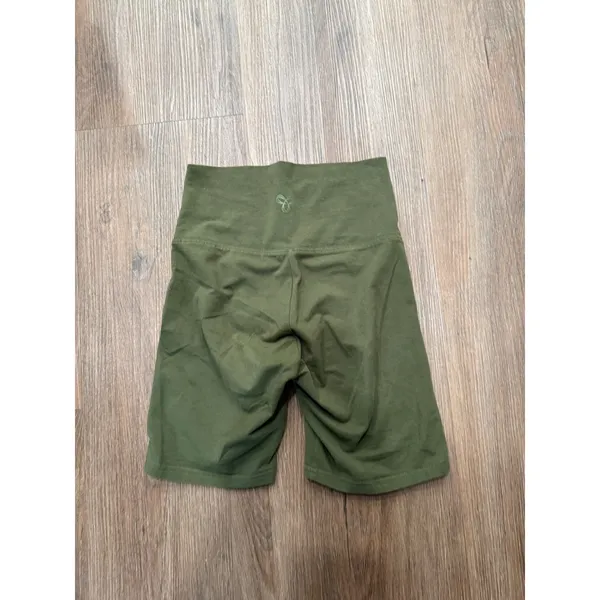 Tna Aritzia Olive Green High Waisted Biker Shorts XS Activewear‎ Stretch Knit - Image 2