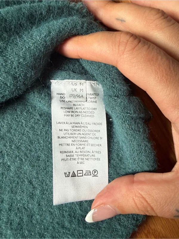 Textured Teal V-Neck Short Sleeve Sweater Crop Top - Image 5