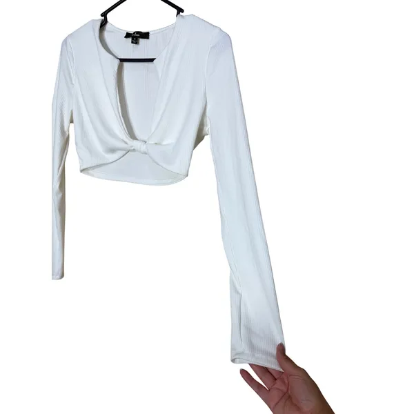 Lulus White Ribbed‎ Twist Front Long Sleeve Crop Top Womens Medium V-Neck - Image 3