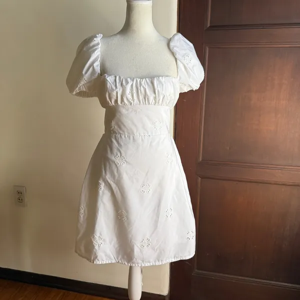 ZARA | White Eyelet Puff Sleeve Lace Up Back Mini Dress | Large - Image 3