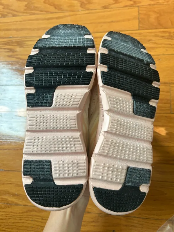 NWT Avia women Running Sneakers size 7 - Image 7