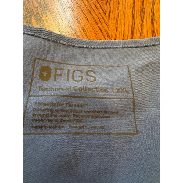 FIGS Scrub Top Womens XXL Blue V-Neck Three Pocket Technical Collection - Image 5
