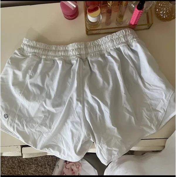 White Hotty Hot Lululemon Shorts 2.5" - Image 3