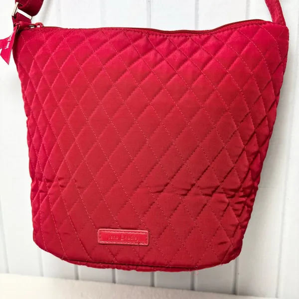 Vera‎ Bradley Red Quilted Crossbody Bag - Image 3