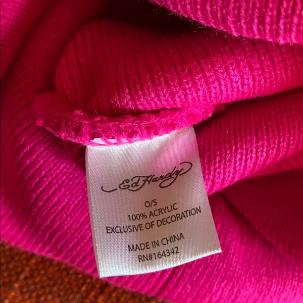 🆕 Ed Hardy Beanie Y2k cuff Cap Hat Brand New Hot Pink - Image 5