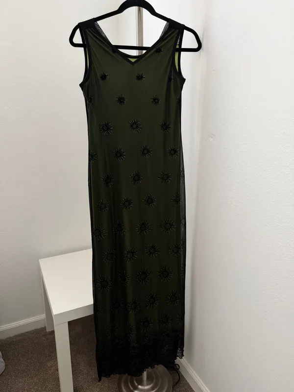 Sleeveless Olive Green Maxi Dress with Black Embroidered Overlay - Image 2