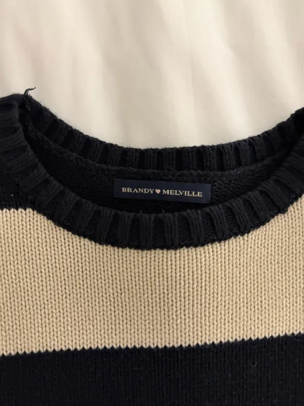 Brandy Melville Striped Sweater Navy - Image 3