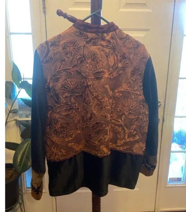 Women's Flashback Brown Floral Embroidered tapestry Jacket Size M - Image 7