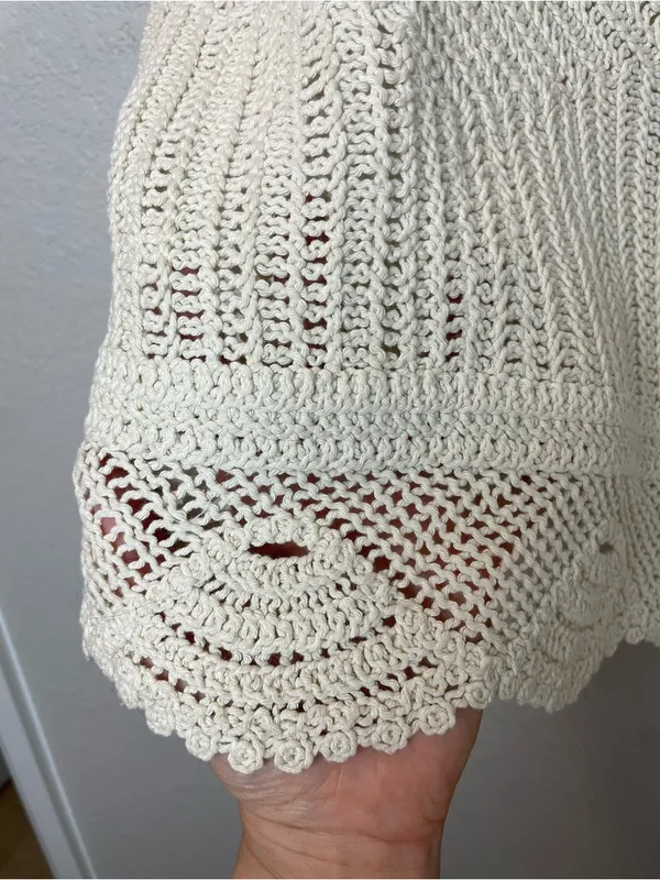 H&M Cream Crochet Camisole Crop Top Size XL - Image 6