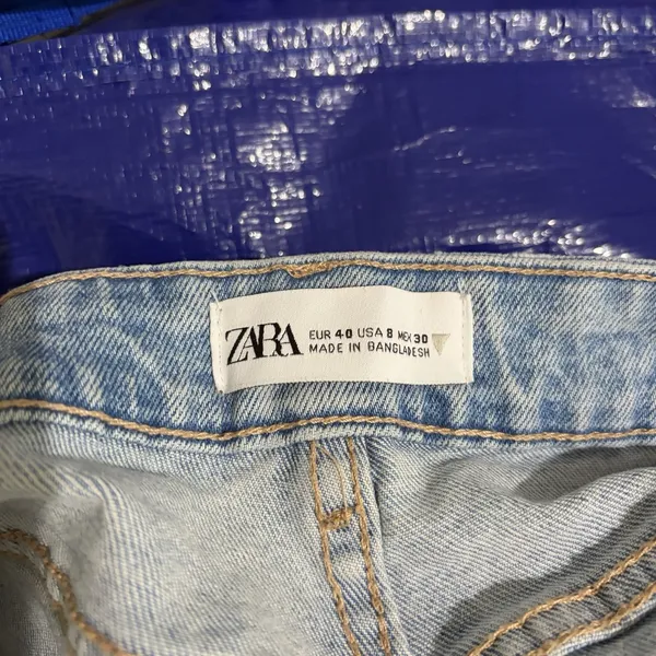 Zara Women's Denim Shorts High Waist Distressed Frayed 8 Festival Light Blue - Image 4