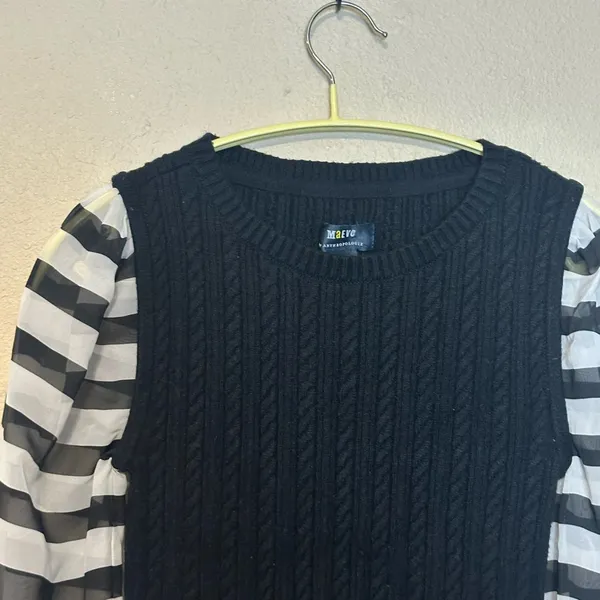 Anthropologie MAEVE‎ Contrast Sleeve Cable Knit Sweater Black White Stripe Size XXS - Image 3