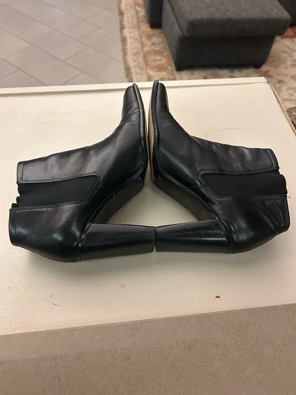 BCBG Max Azria BCBGirls Women's Black Lace-Detail Ankle Booties 7.5 - Image 9
