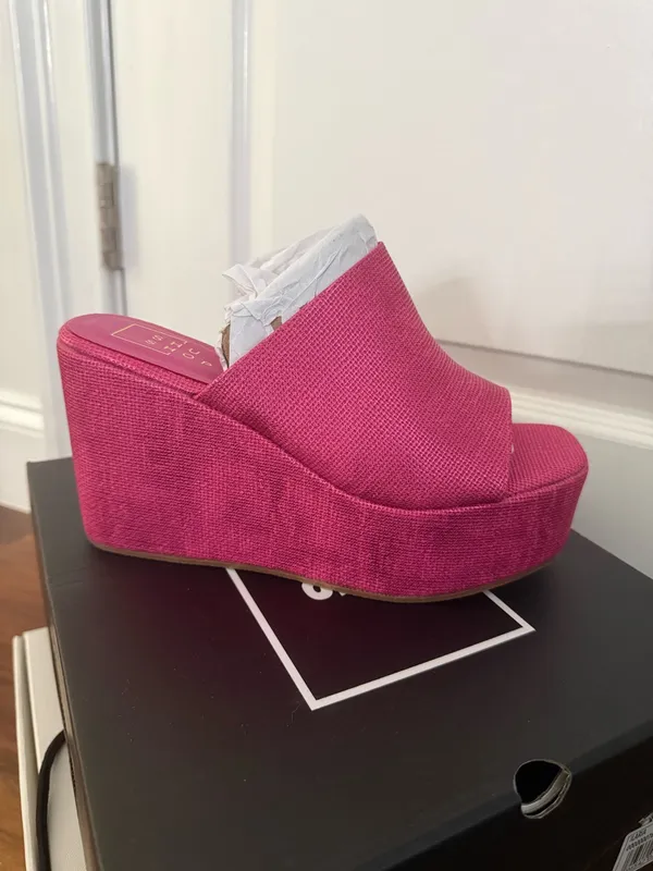 Shu Shop Wedges Pink Size 7 - Image 3