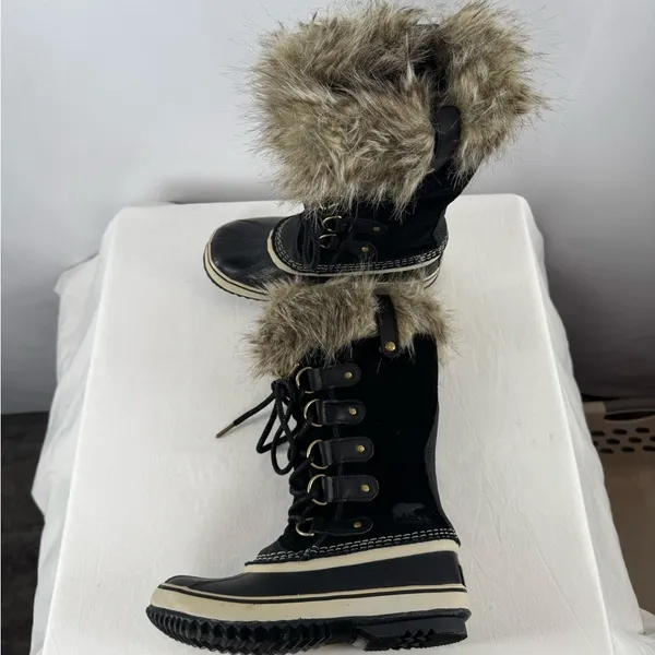 Sorel Joan‎ of Arctic Waterproof Boot in Black Size 6.5 - Image 2